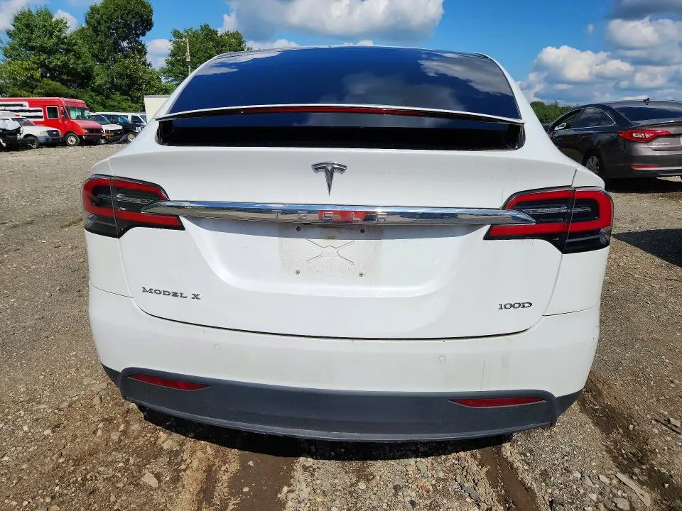 2018 TESLA MODEL X   