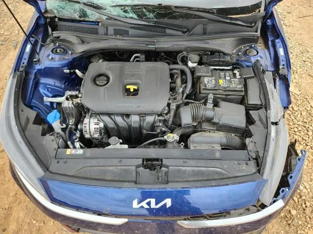 2024 KIA FORTE GT LINE  