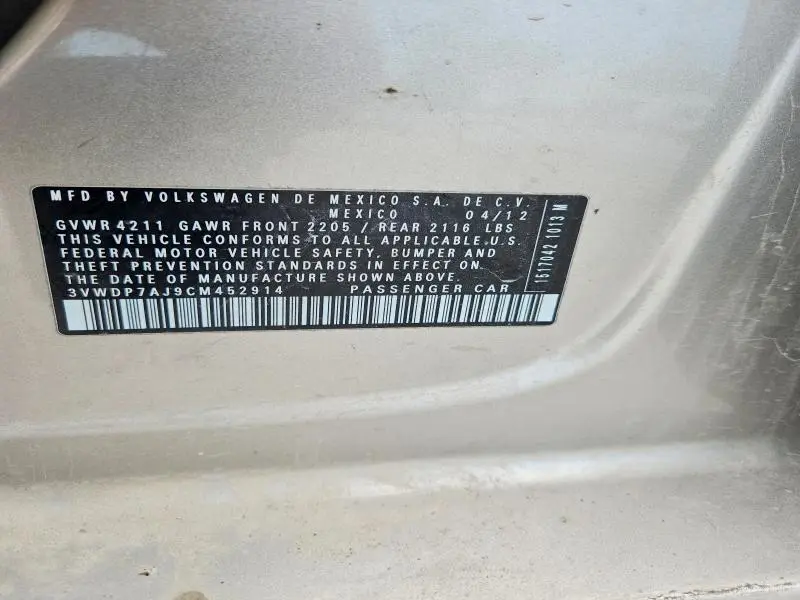 2012 VOLKSWAGEN JETTA SE  