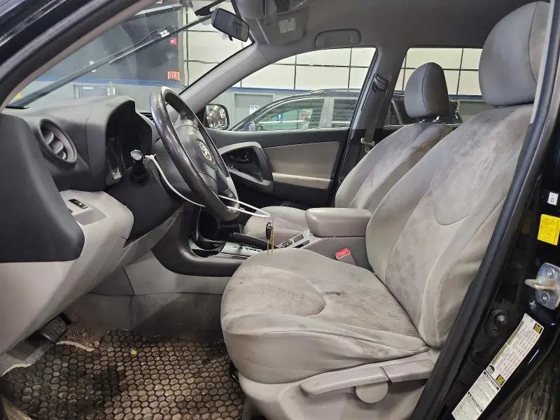 2010 TOYOTA RAV4 BASE  