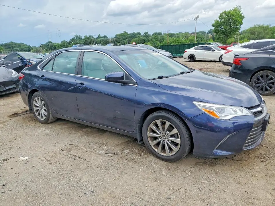 2016 TOYOTA CAMRY XLE V6  