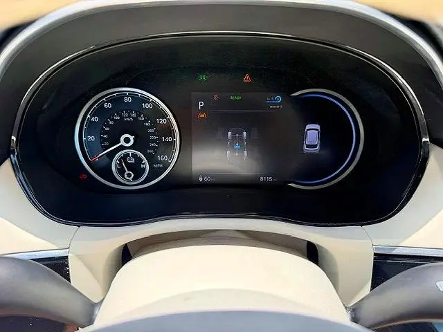 2025 GENESIS G70   