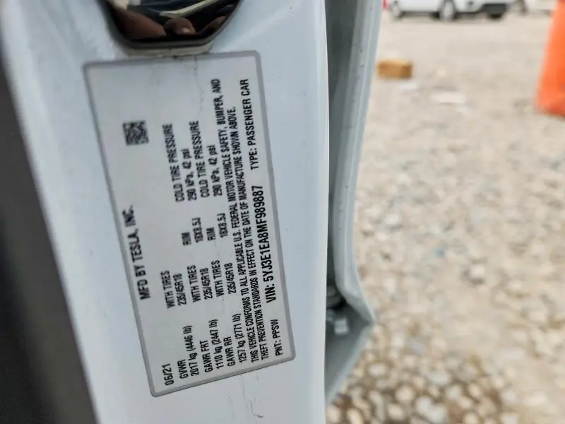 2021 TESLA MODEL 3   