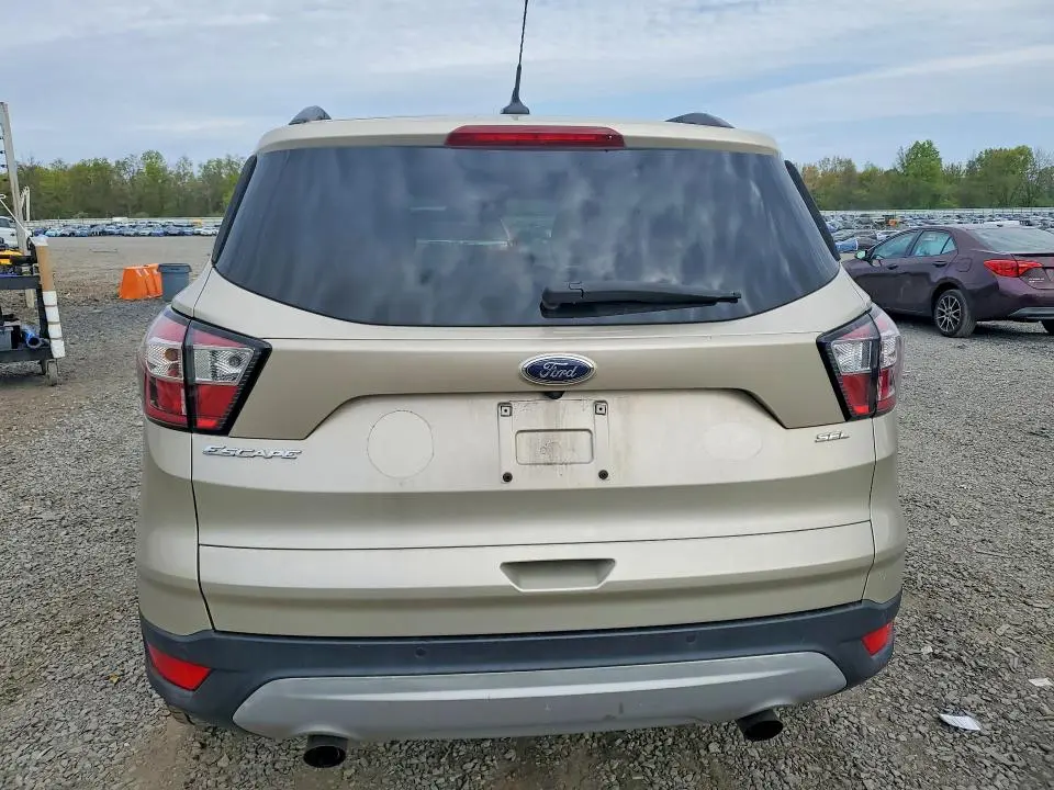 2018 FORD ESCAPE SEL  