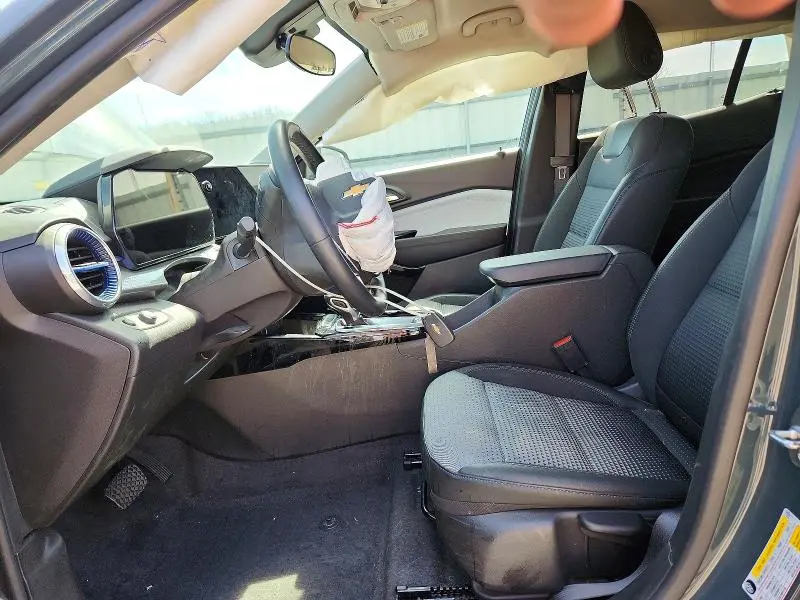 2025 CHEVROLET TRAX 1LT  