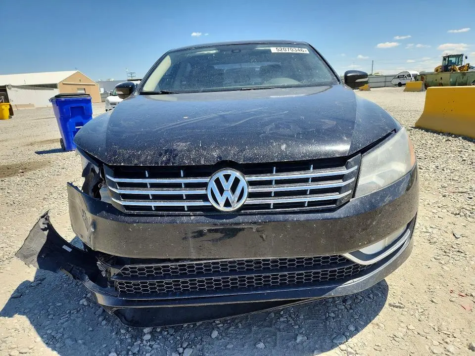 2014 VOLKSWAGEN PASSAT SE  