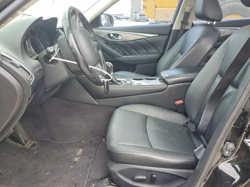 2015 INFINITI Q50 BASE  