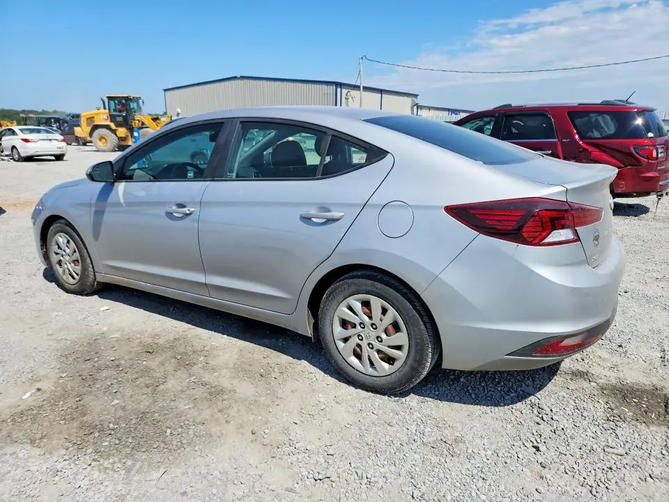 2020 HYUNDAI ELANTRA SE  