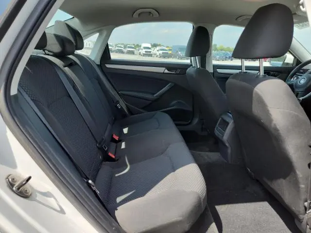 2014 VOLKSWAGEN PASSAT S  