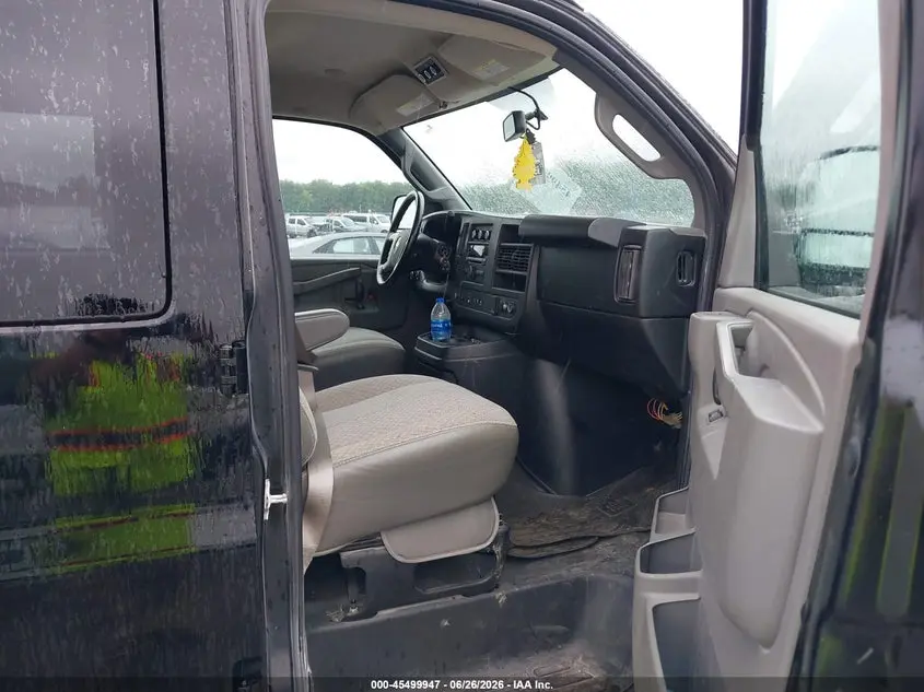 2017 CHEVROLET EXPRESS 3500 LT