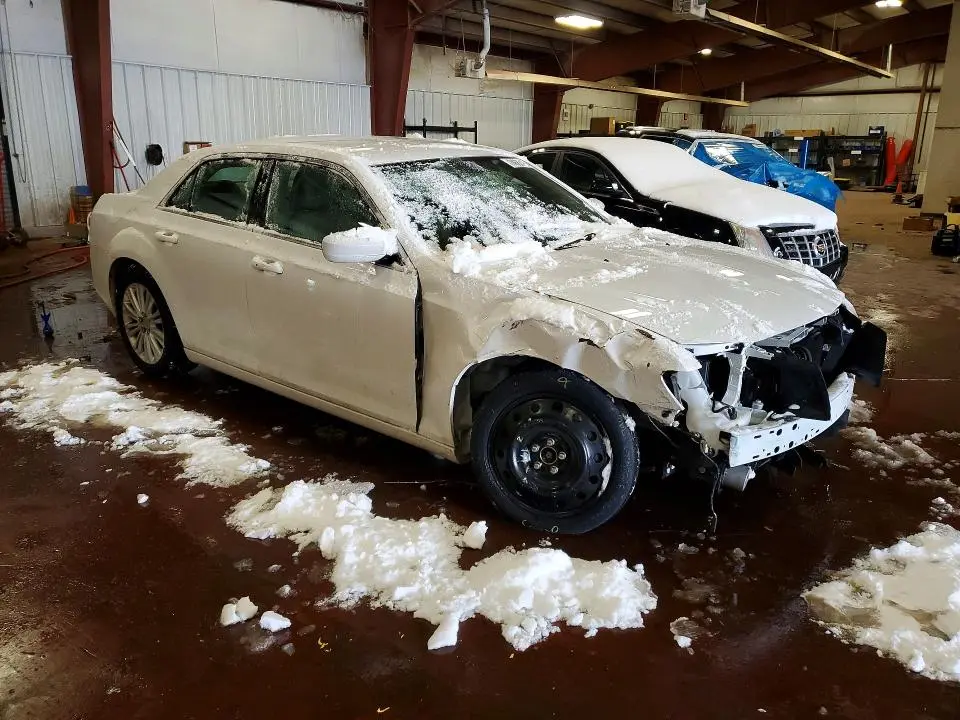 2013 CHRYSLER 300   