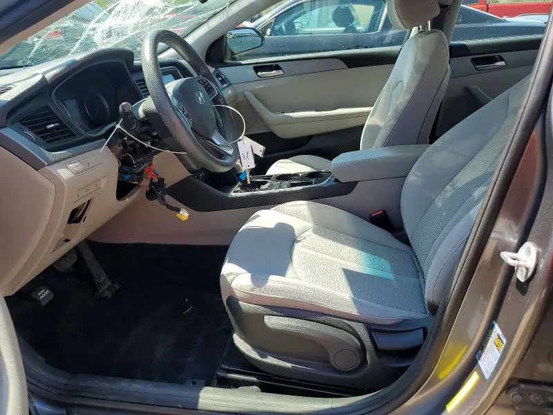 2019 HYUNDAI SONATA SE  