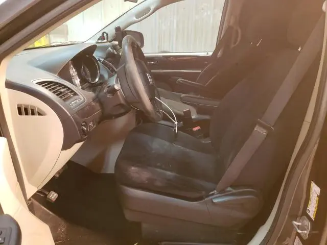 2016 DODGE GRAND CARAVAN SE  