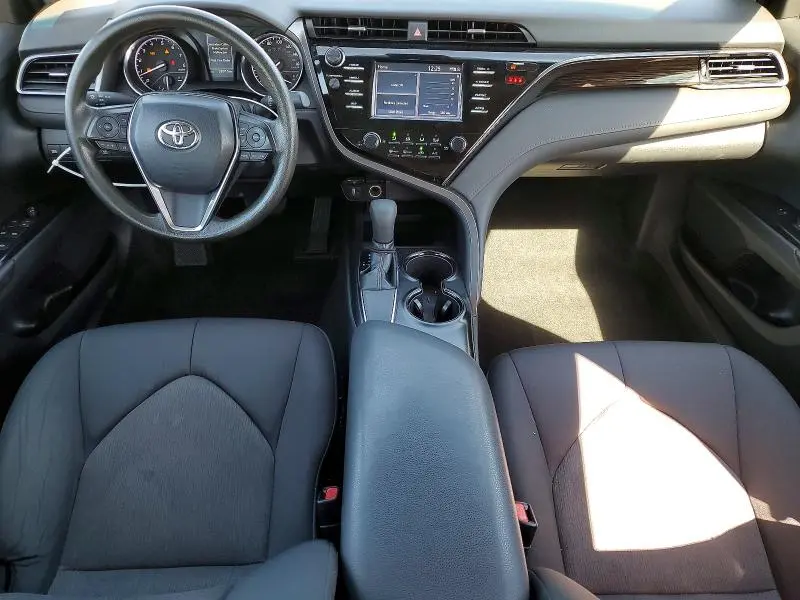 2019 TOYOTA CAMRY LE  