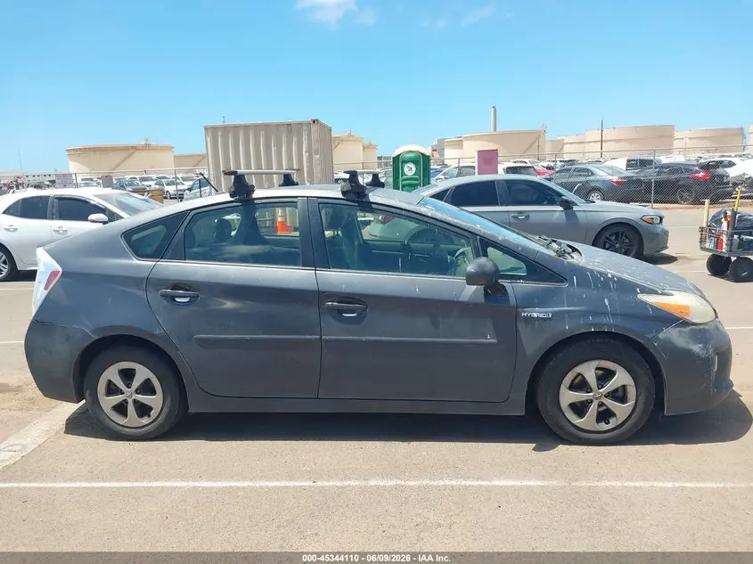 2013 TOYOTA PRIUS FIVE/FOUR/THREE/THREE SE/TWO