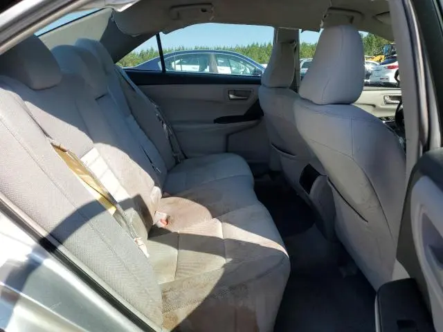 2016 TOYOTA CAMRY LE  