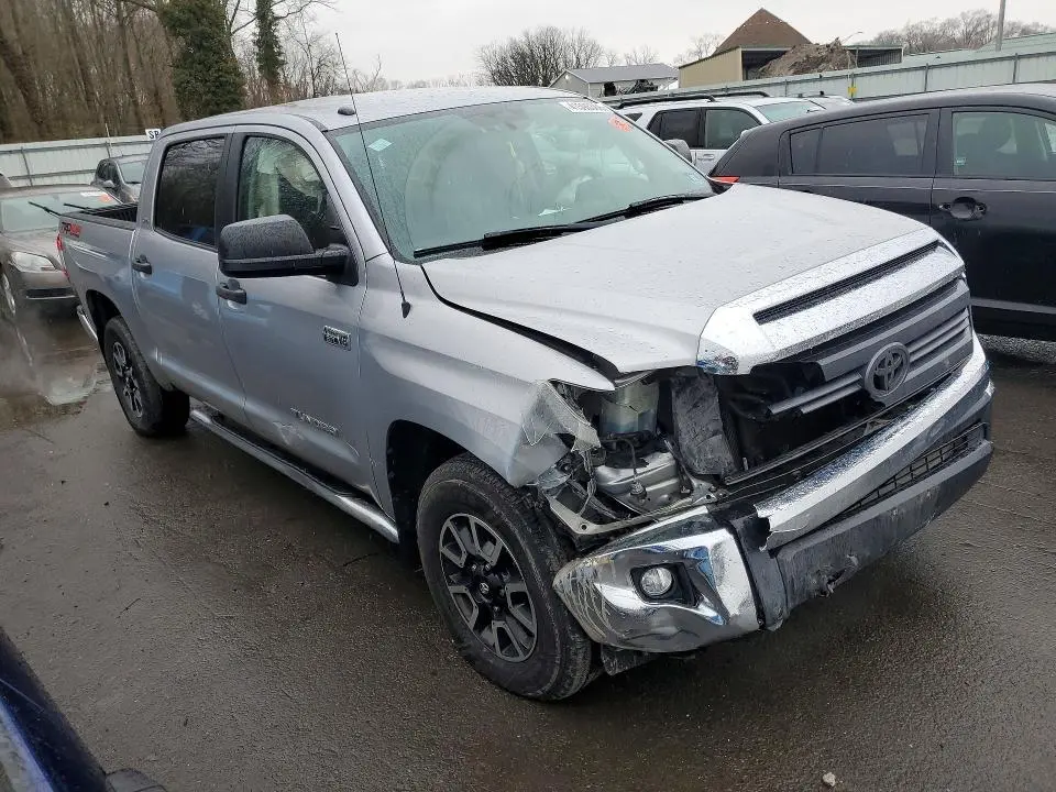 2014 TOYOTA TUNDRA SR5  