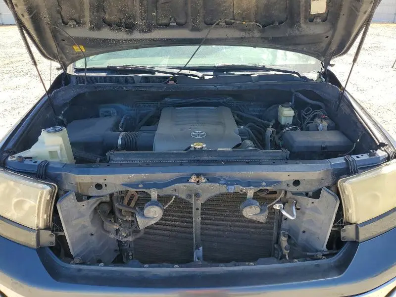 2010 TOYOTA TUNDRA CREWMAX LIMITED  