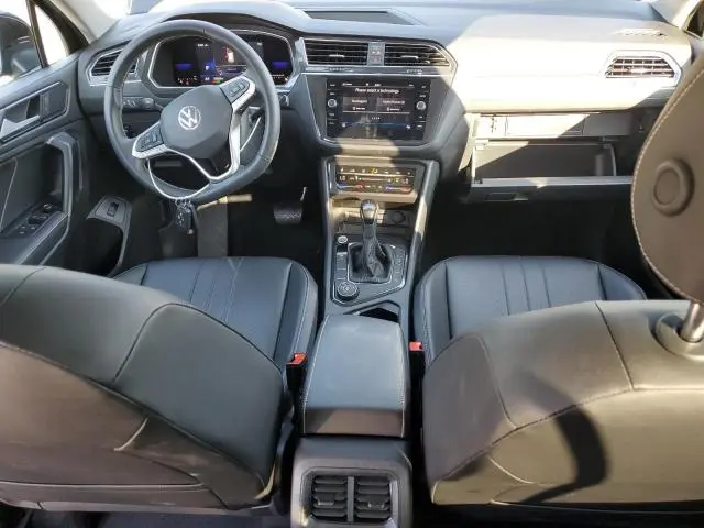 2022 VOLKSWAGEN TIGUAN SE  