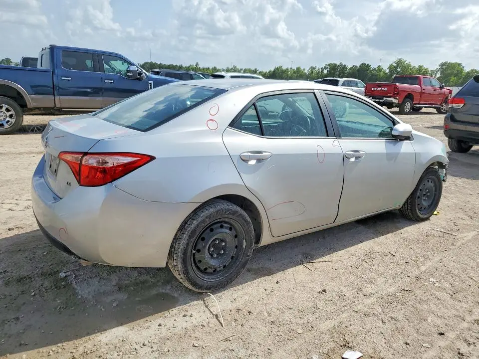 2019 TOYOTA COROLLA LE  