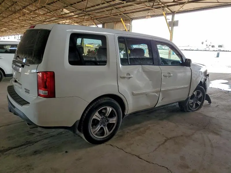 2015 HONDA PILOT SE  