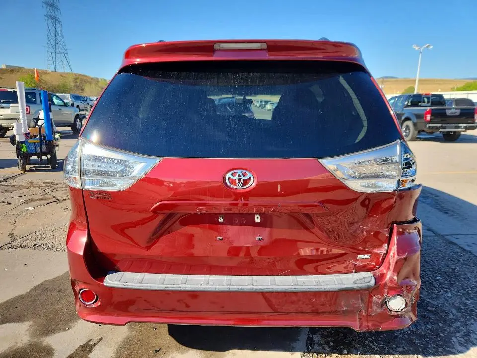 2013 TOYOTA SIENNA SPORT  