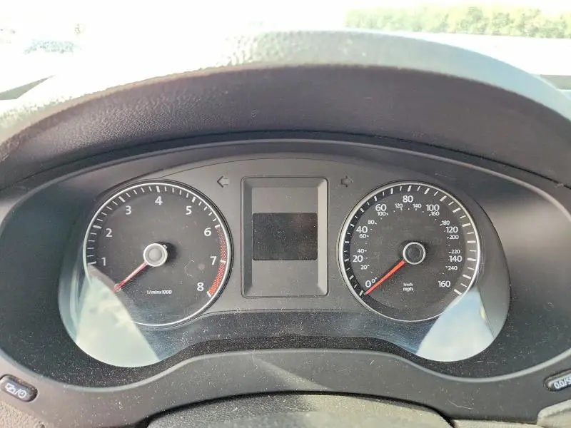 2013 VOLKSWAGEN JETTA SE  