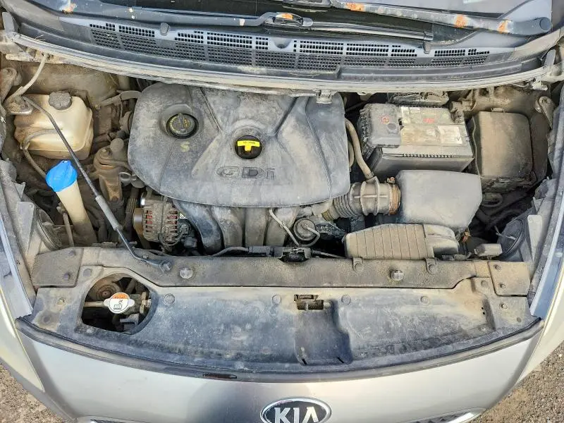 2016 KIA RONDO   