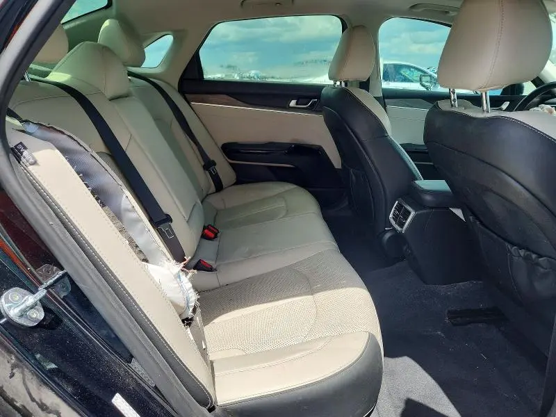 2021 KIA K5 EX  