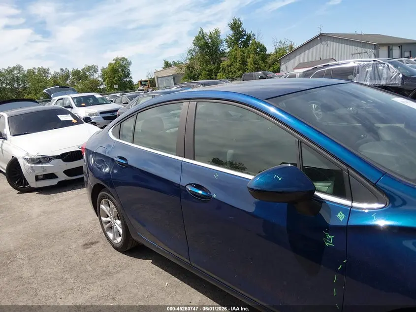 2019 CHEVROLET CRUZE LT