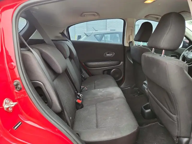 2017 HONDA HR-V LX  