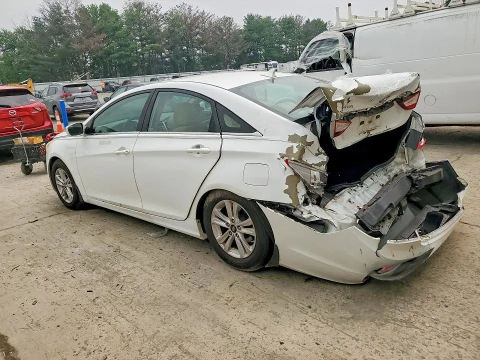 2011 HYUNDAI SONATA GLS  