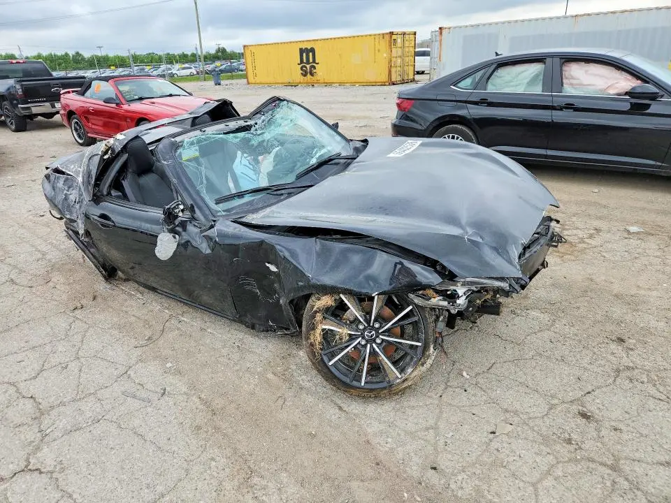 2025 MAZDA MX-5 MIATA GRAND TOURING  