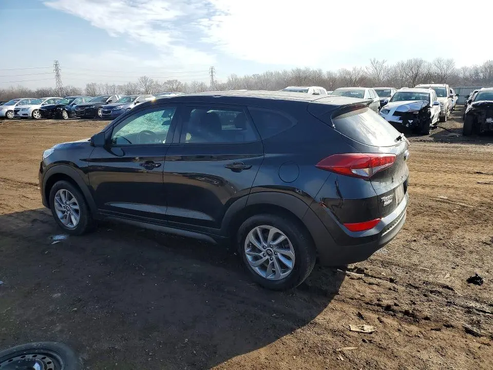 2018 HYUNDAI TUCSON SE  