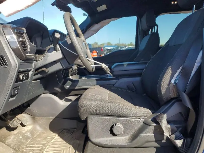 2024 FORD F150 STX  
