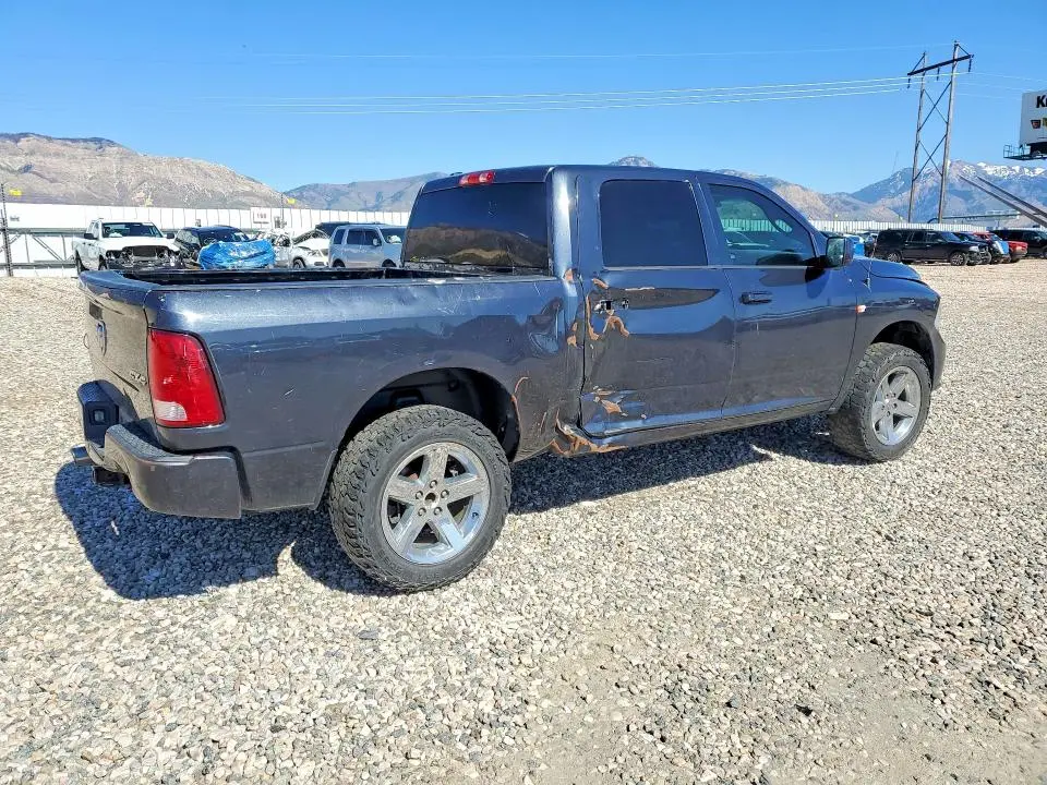 2014 RAM 1500 ST  