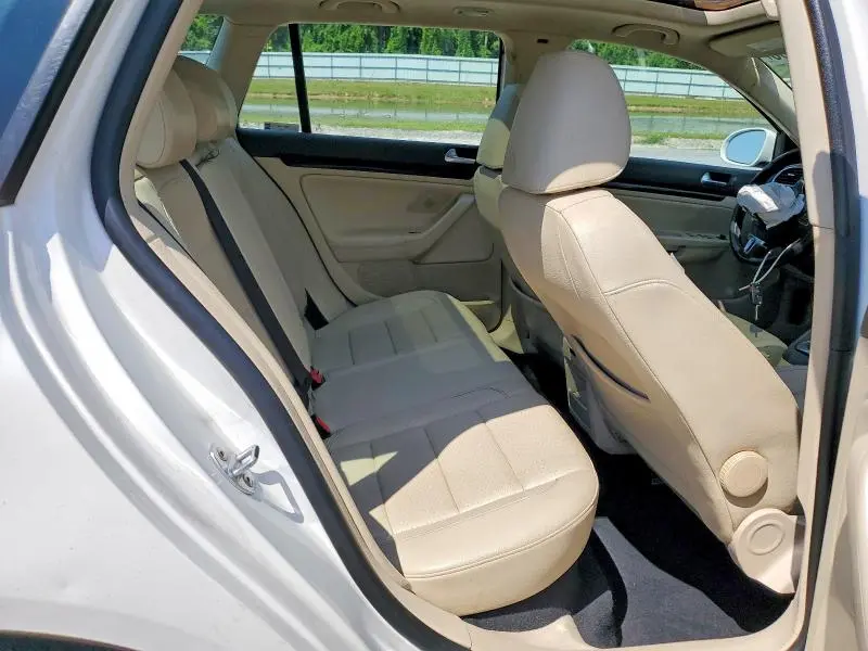2012 VOLKSWAGEN JETTA S  