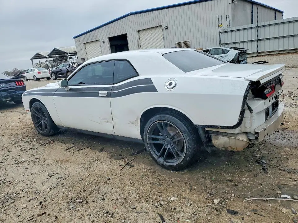 2015 DODGE CHALLENGER SXT  