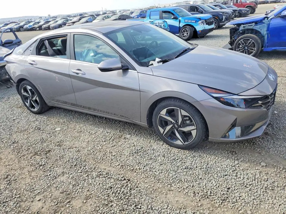 2023 HYUNDAI ELANTRA LIMITED  