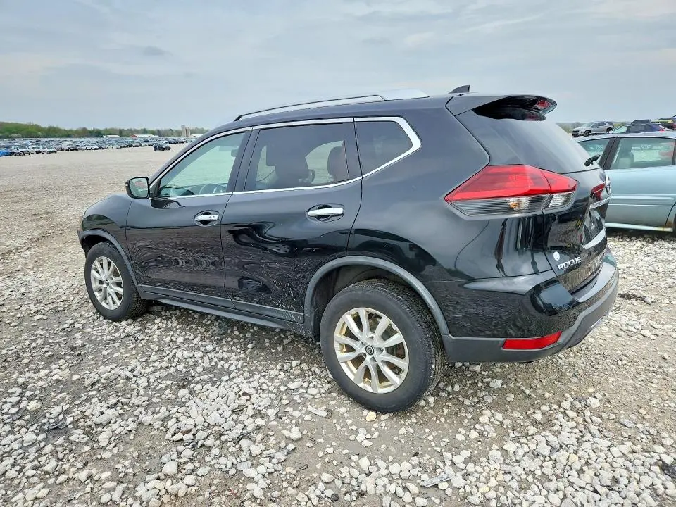 2018 NISSAN ROGUE SV  