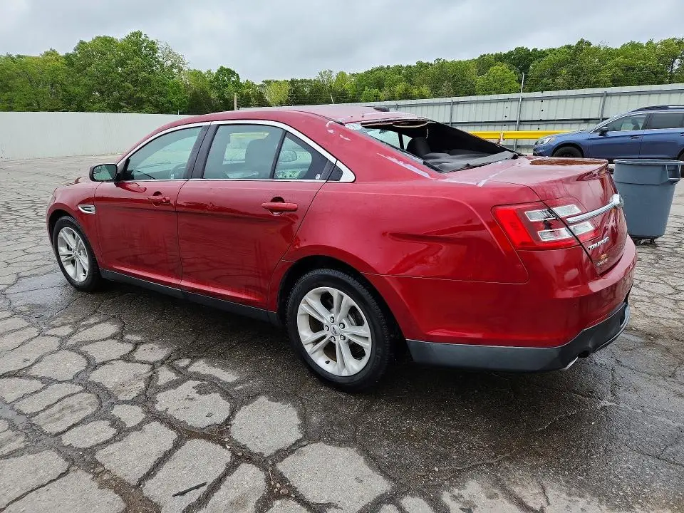 2015 FORD TAURUS SEL  