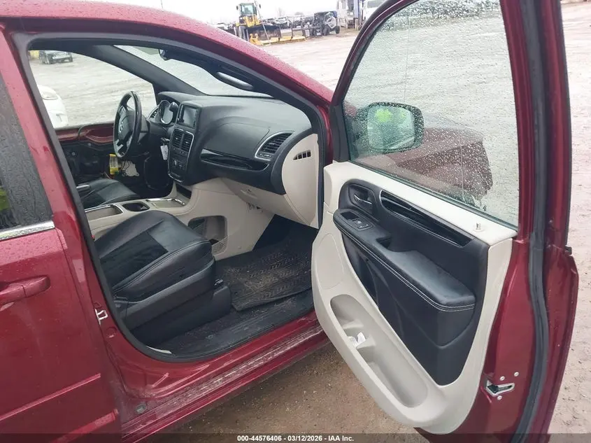 2017 DODGE GRAND CARAVAN SXT