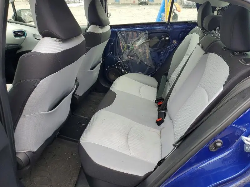 2018 TOYOTA PRIUS THREE  