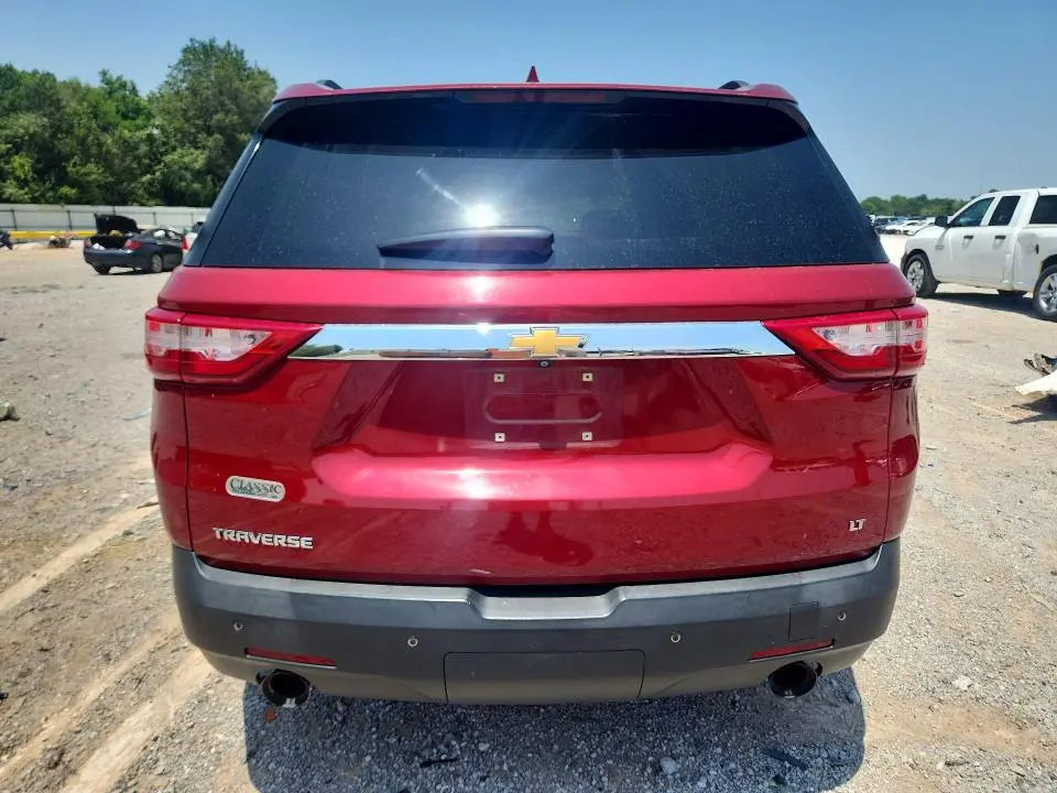 2020 CHEVROLET TRAVERSE LT  