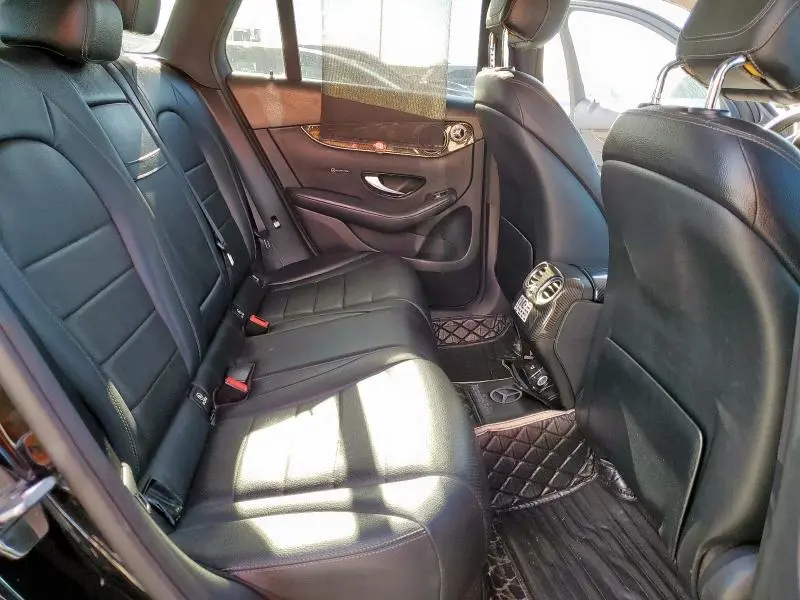 2016 MERCEDES-BENZ GLC 300 4MATIC  