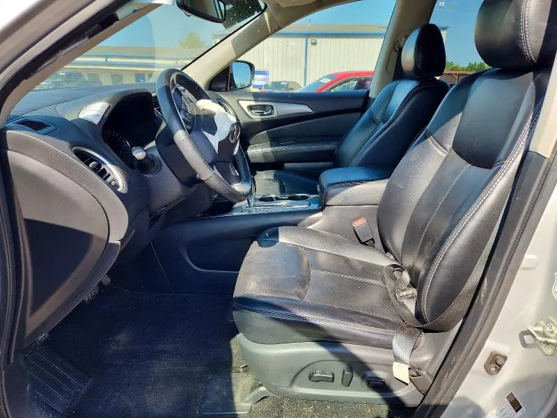 2019 NISSAN PATHFINDER SL  