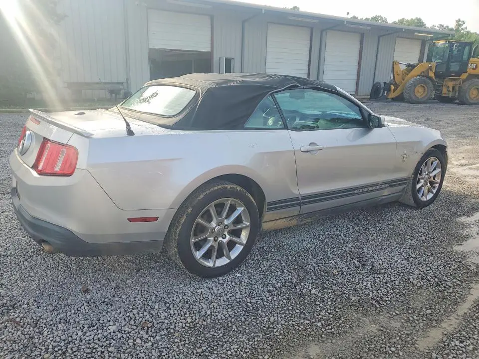 2010 FORD MUSTANG   