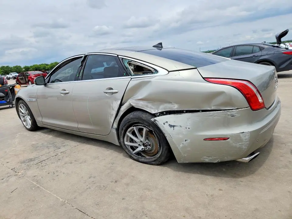 2013 JAGUAR XJ   