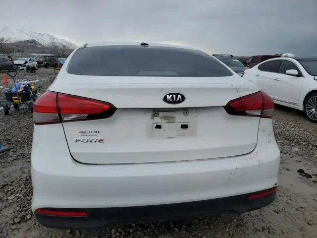 2018 KIA FORTE LX  