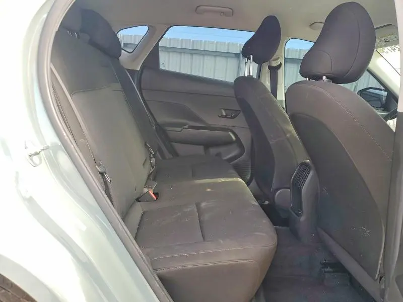 2025 HYUNDAI KONA SE  